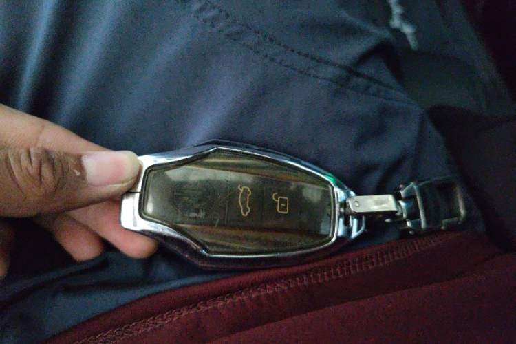 Used MG 7 2023 2.0T Automatic Hunter Luxury Edition Vehicle Key