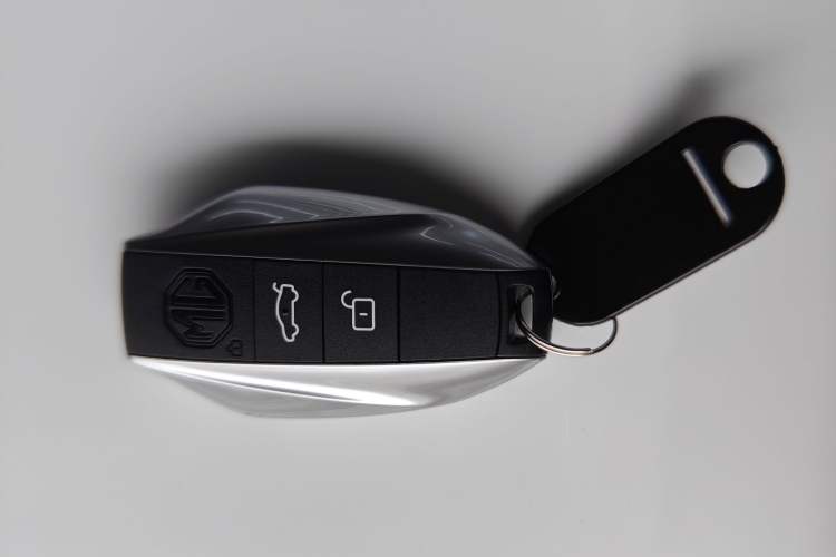 Used MG 7 2023 1.5T DCT Luxurious Supreme Edition Vehicle Key