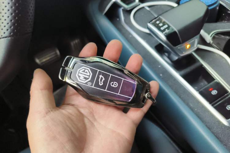 Used MG 7 2023 2.0T Automatic Hunter Luxury Edition Vehicle Key