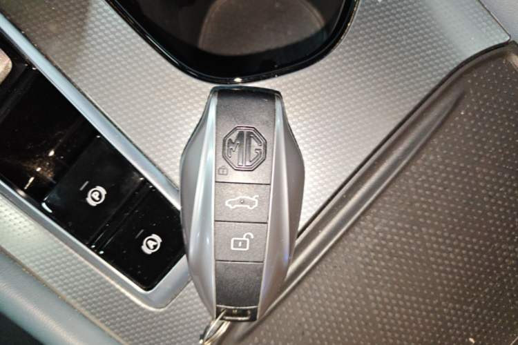 Used MG 7 2023 1.5T DCT Luxurious Supreme Edition Vehicle Key