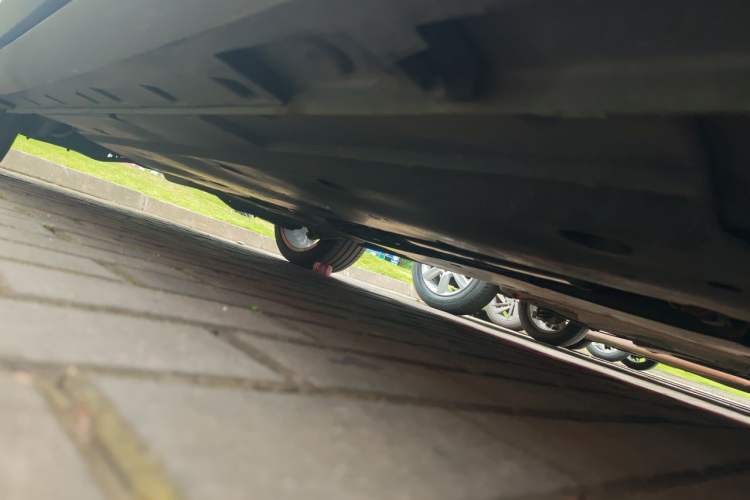 Used MG 7 2025 1.5T 300 DCT Elegant Edition Chassis Front Right