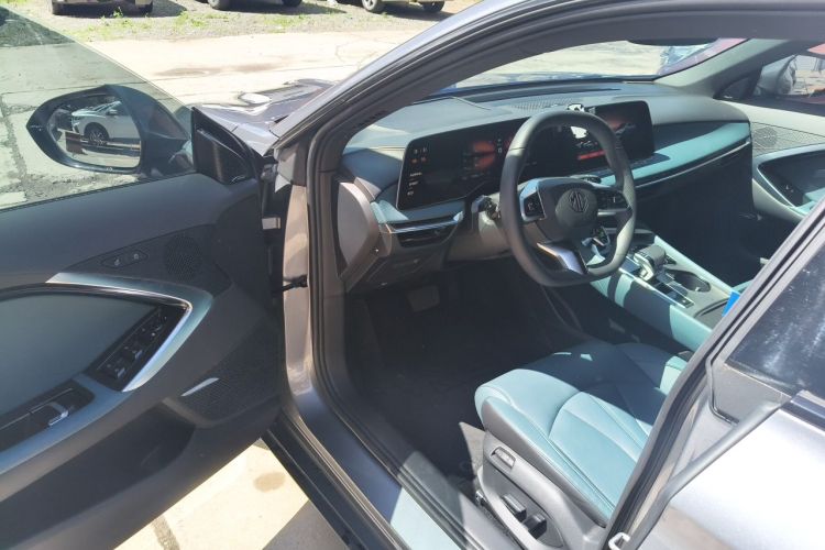 Used MG 7 2025 2.0T Trophy+ Super Sport Edition Driver Seat