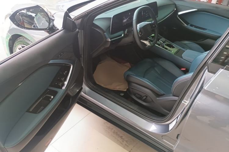 Used MG 7 2025 2.0T 405 AT Luxury Edition Driver Seat