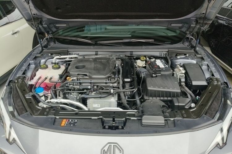 Used MG 7 2025 1.5T 300 DCT Elegant Edition Engine Bay