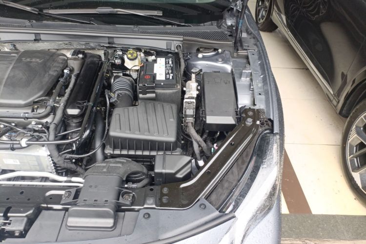 Used MG 7 2025 1.5T 300 DCT Elegant Edition Engine Bay Left