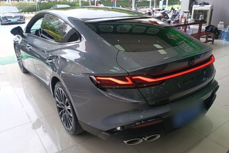 Used MG 7 2025 2.0T 405 AT Luxury Edition Exterior 2