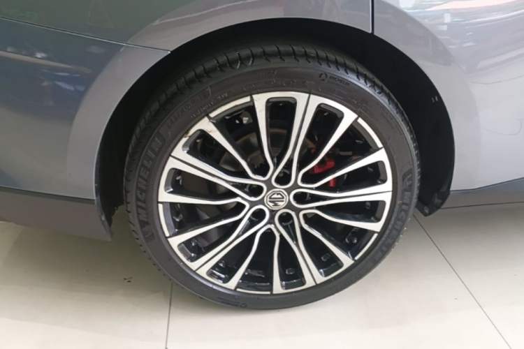 Used MG 7 2025 2.0T 405 AT Luxury Edition Exterior 5