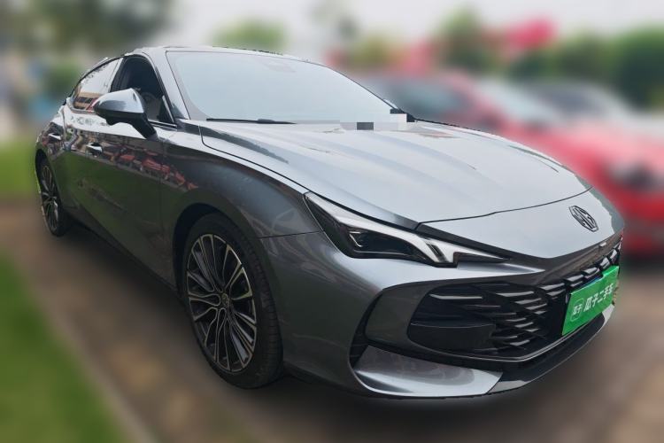 Used MG 7 2025 1.5T 300 DCT Elegant Edition Front Right 45 Deg