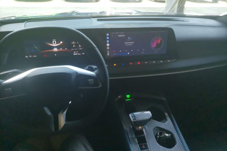 Used MG 7 2025 1.5T 300 DCT Elegant Edition Interior 2