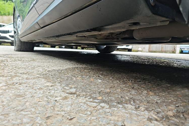 Used MG 7 2025 2.0T 405 AT Luxury Edition Left Side Sill