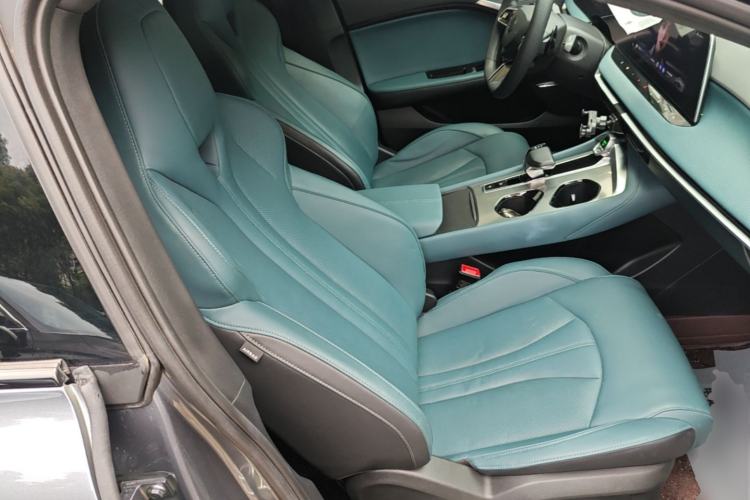 Used MG 7 2025 2.0T 405 AT Luxury Edition Right Front Seat