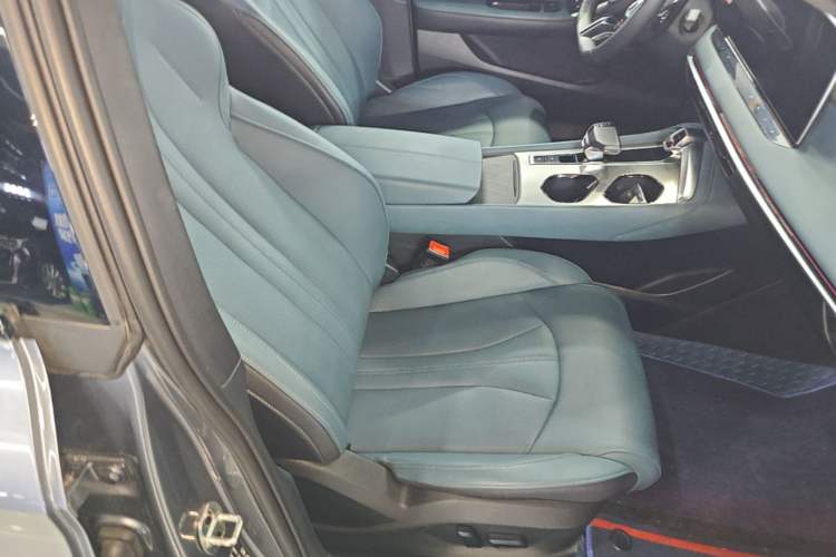 Used MG 7 2025 2.0T Trophy+ Super Intelligent Driving Edition Right Front Seat