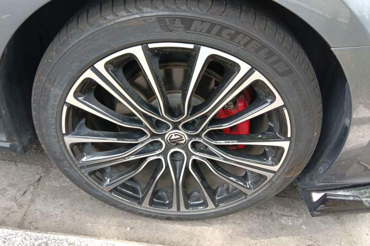 Used MG 7 2025 2.0T 405 AT Luxury Edition Right Front Wheel Hub