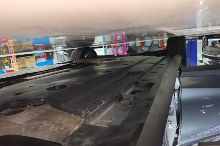 Used MG 7 2025 2.0T Trophy+ Super Intelligent Driving Edition Right Side Sill
