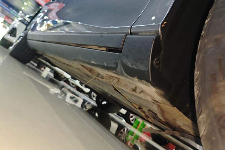 Used MG 7 2025 2.0T Trophy+ Super Intelligent Driving Edition Right Side Sill