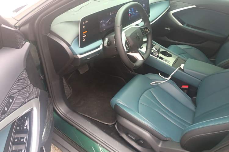 Used MG 7 2025 2.0T 405 AT Luxury Edition Driver Seat
