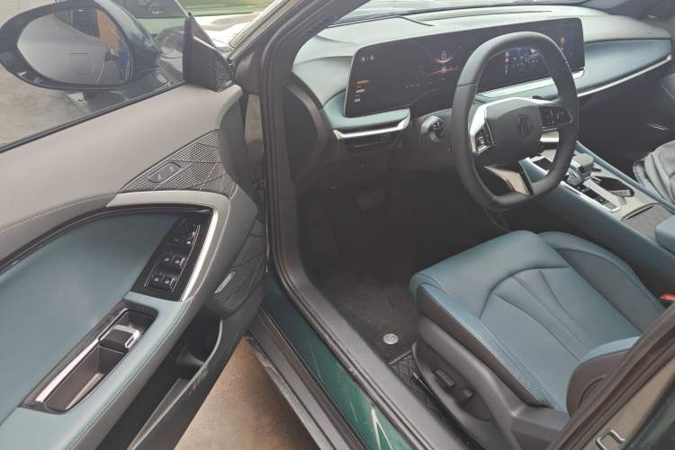 Used MG 7 2025 1.5T 300 DCT Elegant Edition Driver Seat