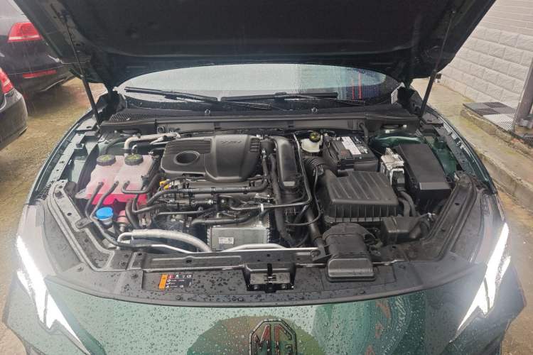 Used MG 7 2025 1.5T 300 DCT Elegant Edition Engine Bay