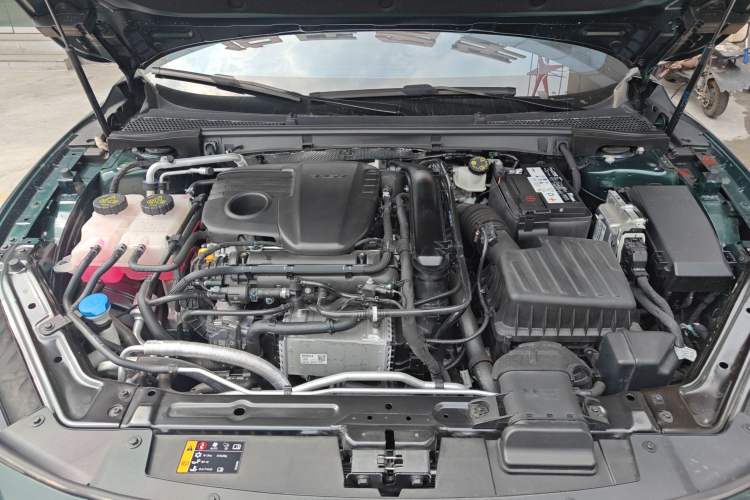 Used MG 7 2025 1.5T 300 DCT Elegant Edition Engine Bay