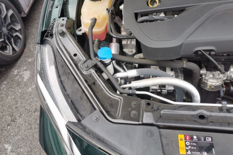 Used MG 7 2025 2.0T Trophy+ Super Intelligent Driving Edition Engine Bay Right