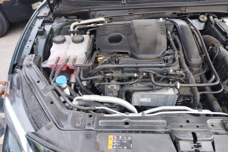 Used MG 7 2025 1.5T 300 DCT Elegant Edition Engine Bay Right