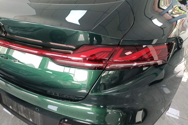 Used MG 7 2025 1.5T 300 DCT Elegant Edition Exterior 3