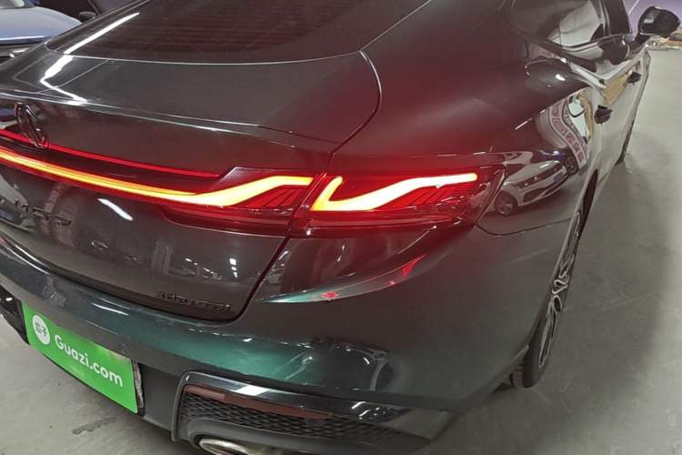 Used MG 7 2025 2.0T 405 AT Luxury Edition Exterior 3