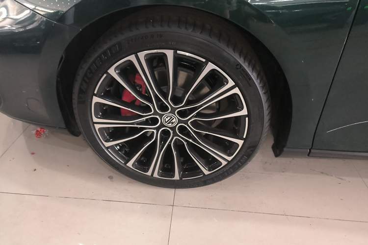 Used MG 7 2025 2.0T 405 AT Luxury Edition Exterior 4