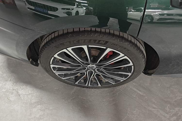 Used MG 7 2025 2.0T 405 AT Luxury Edition Exterior 5