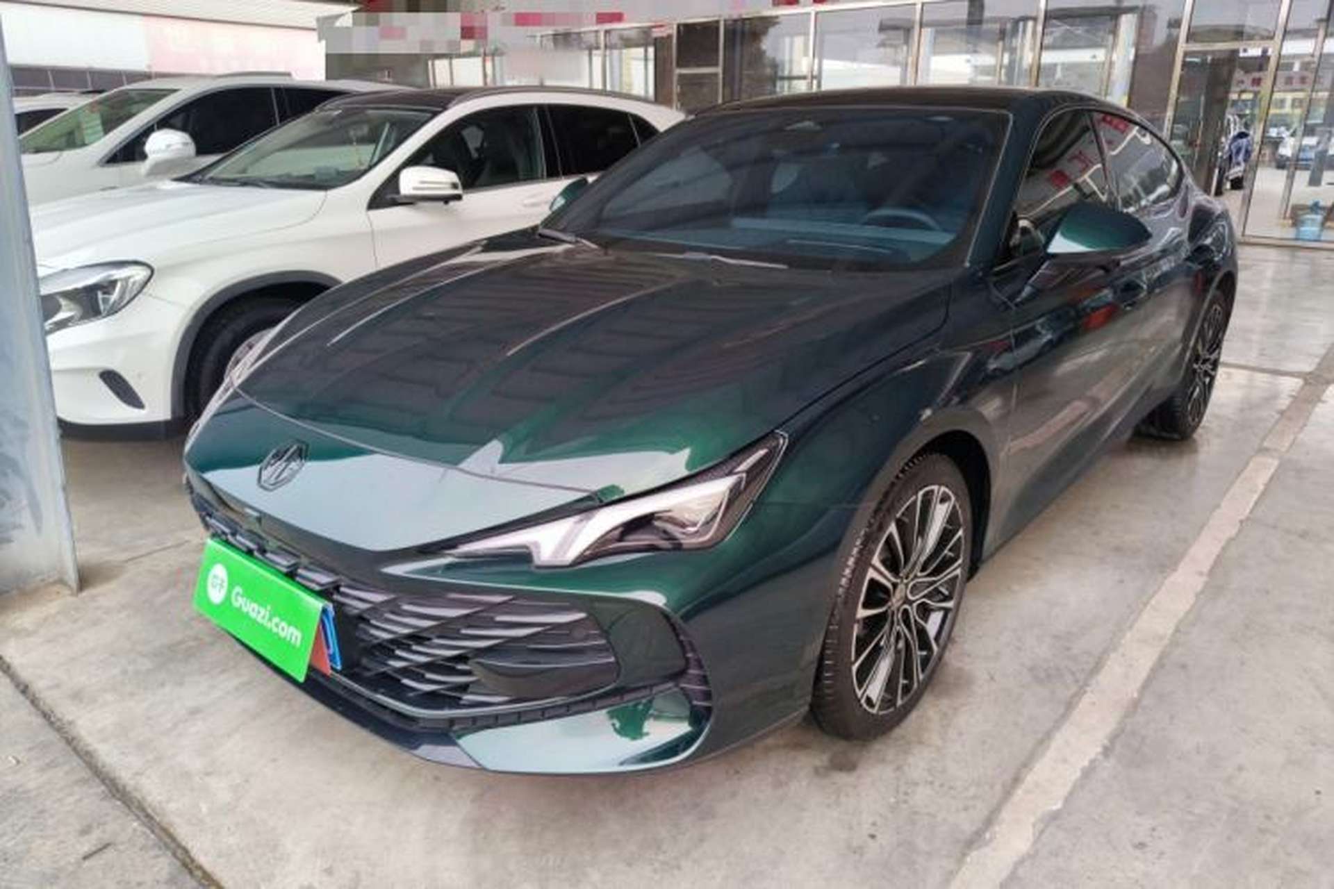 Used MG 7 2025 1.5T 300 DCT Elegant Edition Front Left 45 Deg