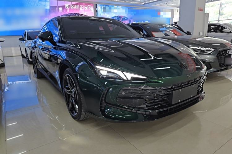 Used MG 7 2025 2.0T Trophy+ Super Sport Edition Front Right 45 Deg
