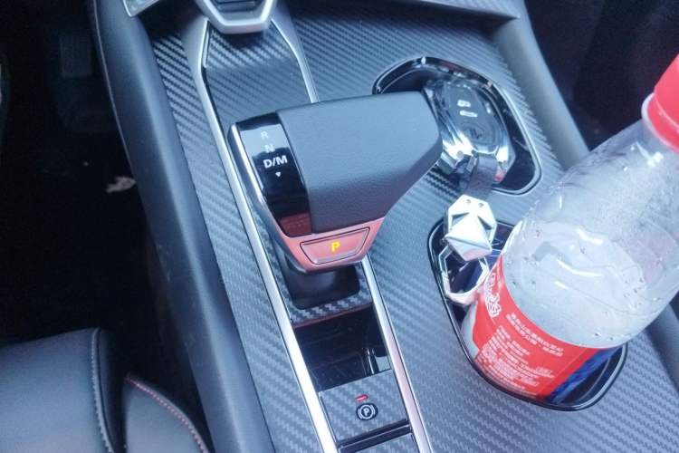 Used MG 7 2025 1.5T 300 DCT Elegant Edition Gear Lever