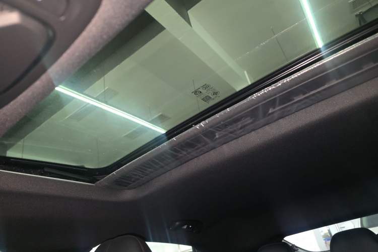 Used MG 7 2025 1.5T 300 DCT Luxury Edition Headliner