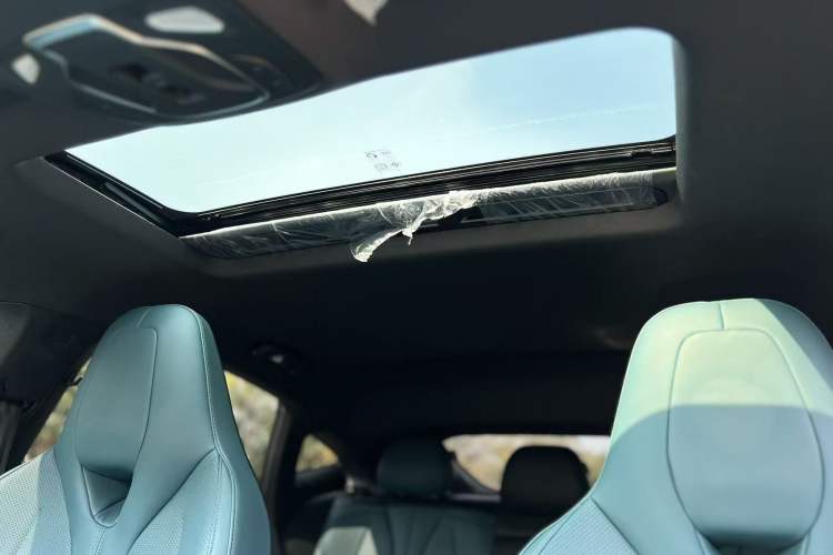 Used MG 7 2025 1.5T 300 DCT Luxury Edition Headliner