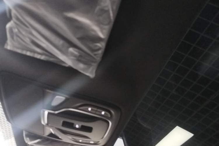 Used MG 7 2025 2.0T 405 AT Luxury Edition Headliner