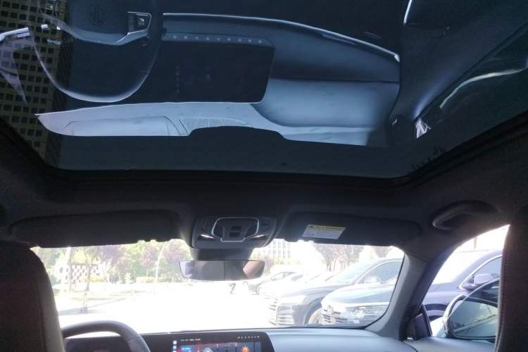 Used MG 7 2025 1.5T 300 DCT Elegant Edition Headliner