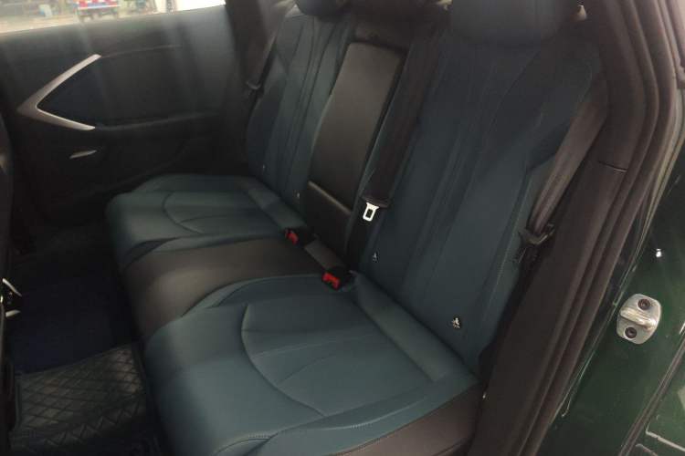 Used MG 7 2025 1.5T 300 DCT Elegant Edition Interior 1