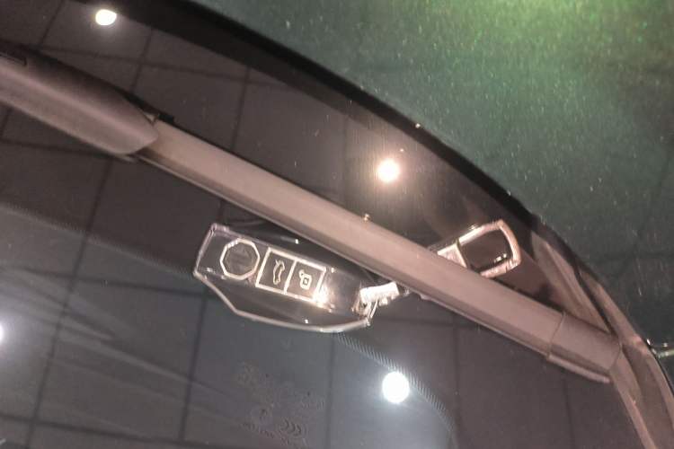 Used MG 7 2025 2.0T 405 AT Luxury Edition Interior 1