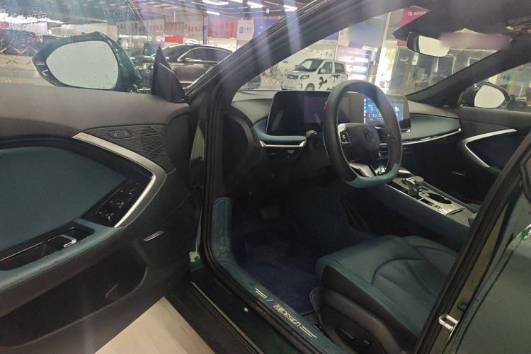 Used MG 7 2025 1.5T 300 DCT Elegant Edition Interior 2
