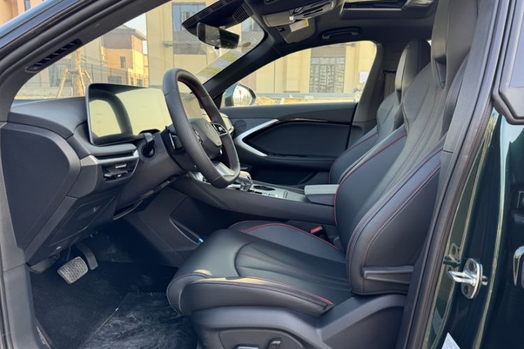 Used MG 7 2025 1.5T 300 DCT Luxury Edition Left Front Seat