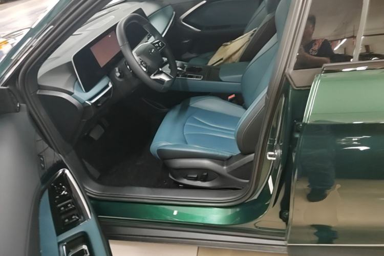Used MG 7 2025 2.0T 405 AT Luxury Edition Left Front Seat