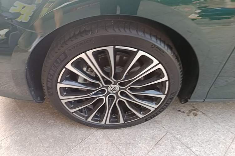 Used MG 7 2025 1.5T 300 DCT Elegant Edition Left Front Wheel Hub