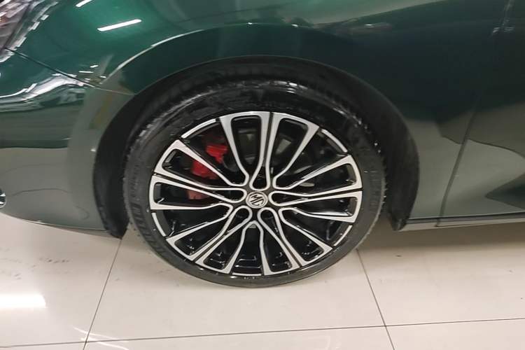 Used MG 7 2025 2.0T 405 AT Luxury Edition Left Front Wheel Hub
