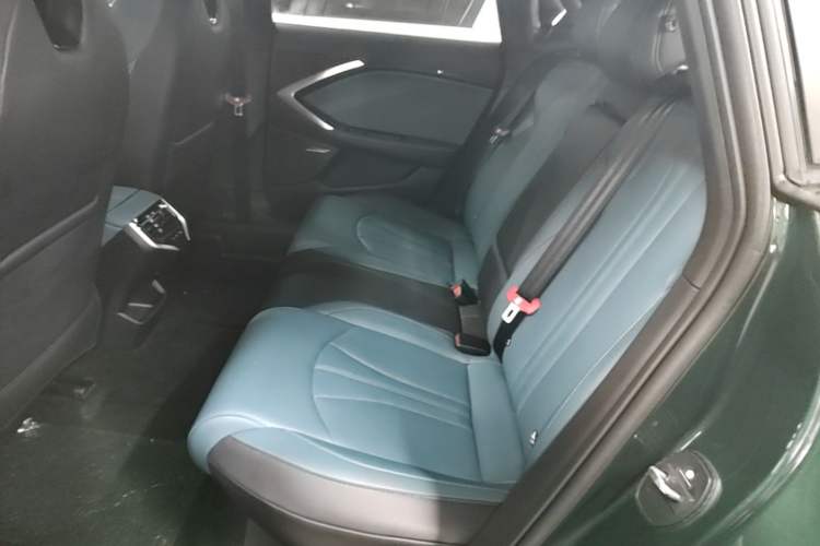 Used MG 7 2025 2.0T 405 AT Luxury Edition Left Rear Seat