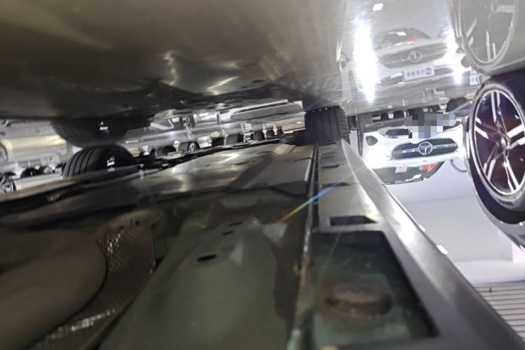Used MG 7 2025 2.0T Trophy+ Super Sport Edition Left Side Sill