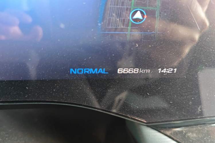 Used MG 7 2025 2.0T Trophy+ Super Intelligent Driving Edition Odometer Close Up