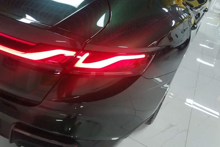 Used MG 7 2025 2.0T 405 AT Luxury Edition Right Rear Taillight