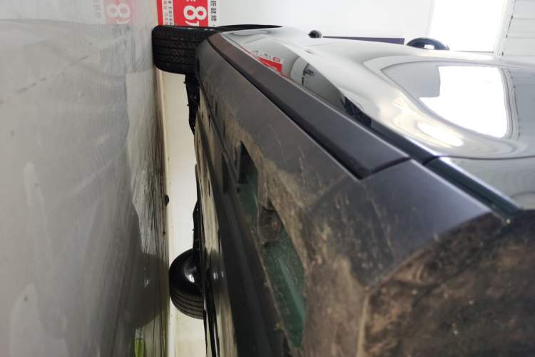 Used MG 7 2025 1.5T 300 DCT Luxury Edition Right Side Sill