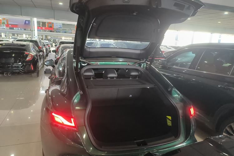 Used MG 7 2025 2.0T 405 AT Luxury Edition Trunk