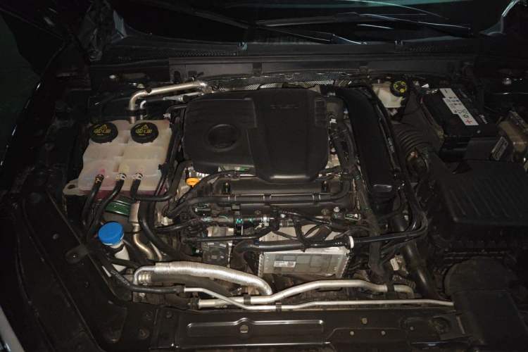 Used MG 7 2025 1.5T 300 DCT Elegant Edition Engine Bay
